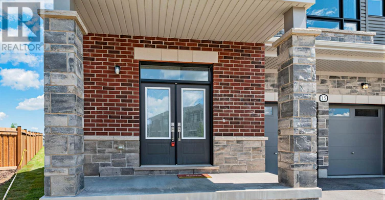 15 Abbey Crescent, Barrie, ON, L9J 0W9 - 2