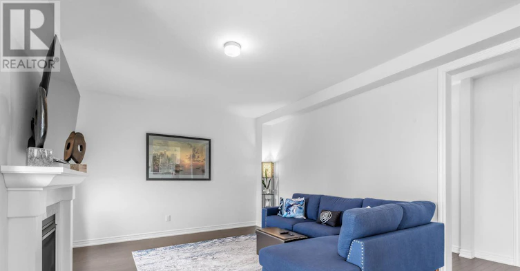 15 Abbey Crescent, Barrie, ON, L9J 0W9 - 10
