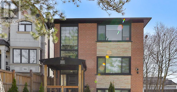 1-93 Park Street W, Mississauga, ON, L5H 1L2