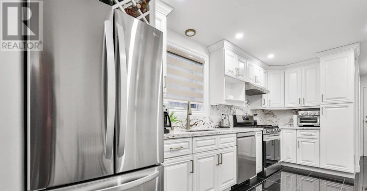 1-93 Park Street W, Mississauga, ON, L5H 1L2 - 4