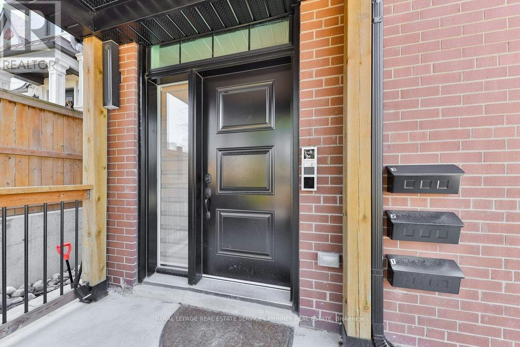 1-93 Park Street W, Mississauga, ON, L5H 1L2 - 2