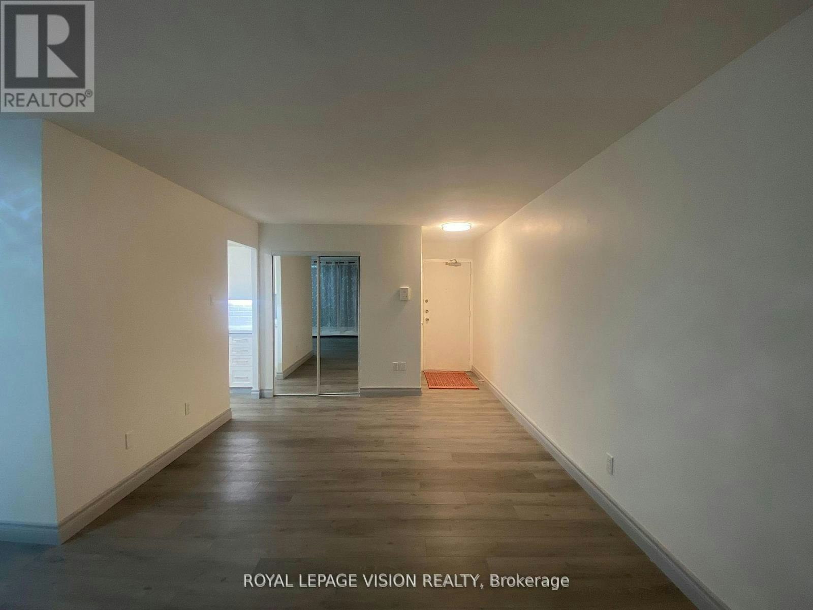 205-895 Kennedy Road, Toronto, ON, M1K 2E9 - 14