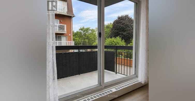 205-895 Kennedy Road, Toronto, ON, M1K 2E9 - 5