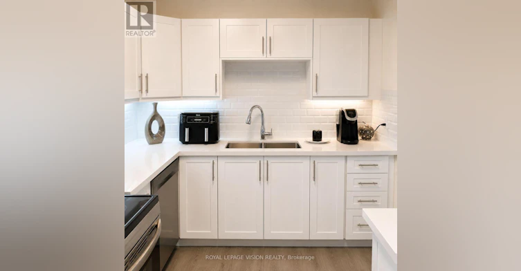 205-895 Kennedy Road, Toronto, ON, M1K 2E9