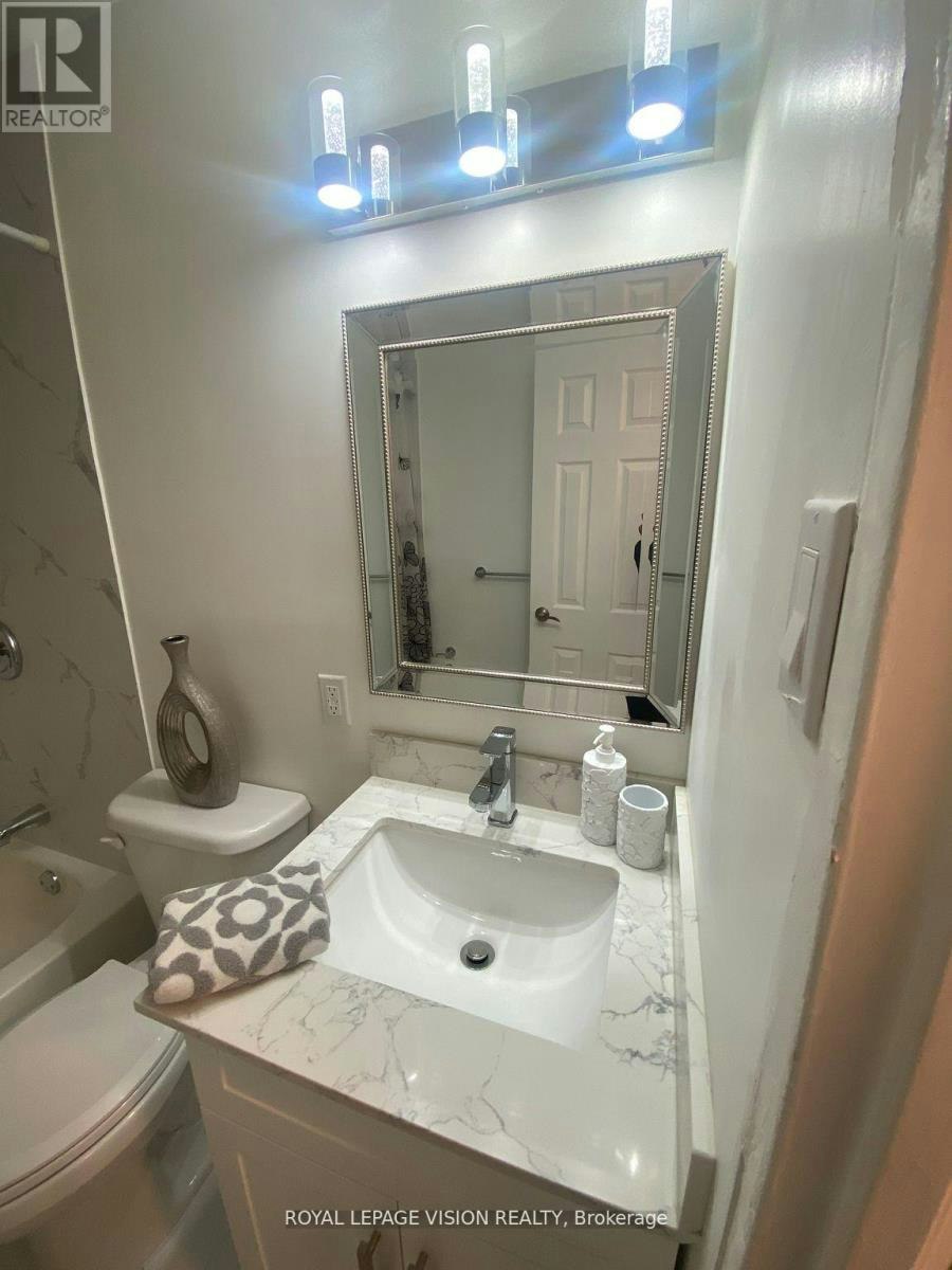 205-895 Kennedy Road, Toronto, ON, M1K 2E9 - 19