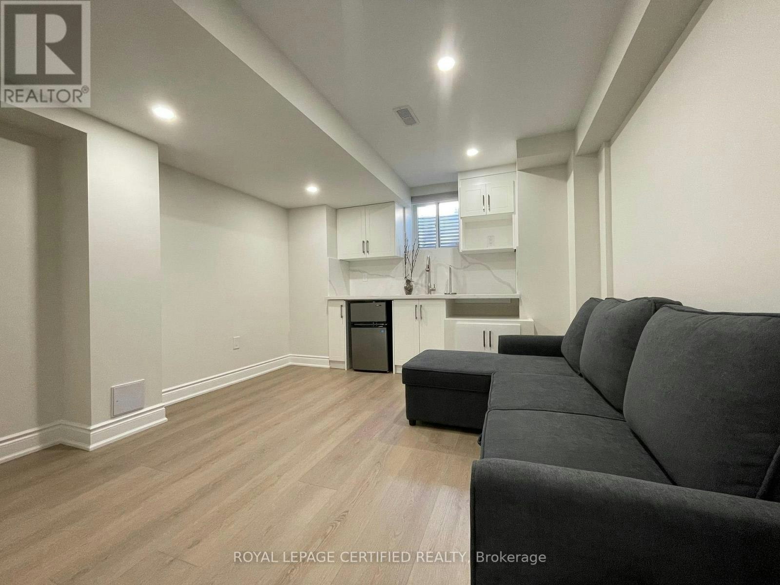 BASEMENT-1227 Mcphedran Point, Milton, ON, L9T 7K6 - 27