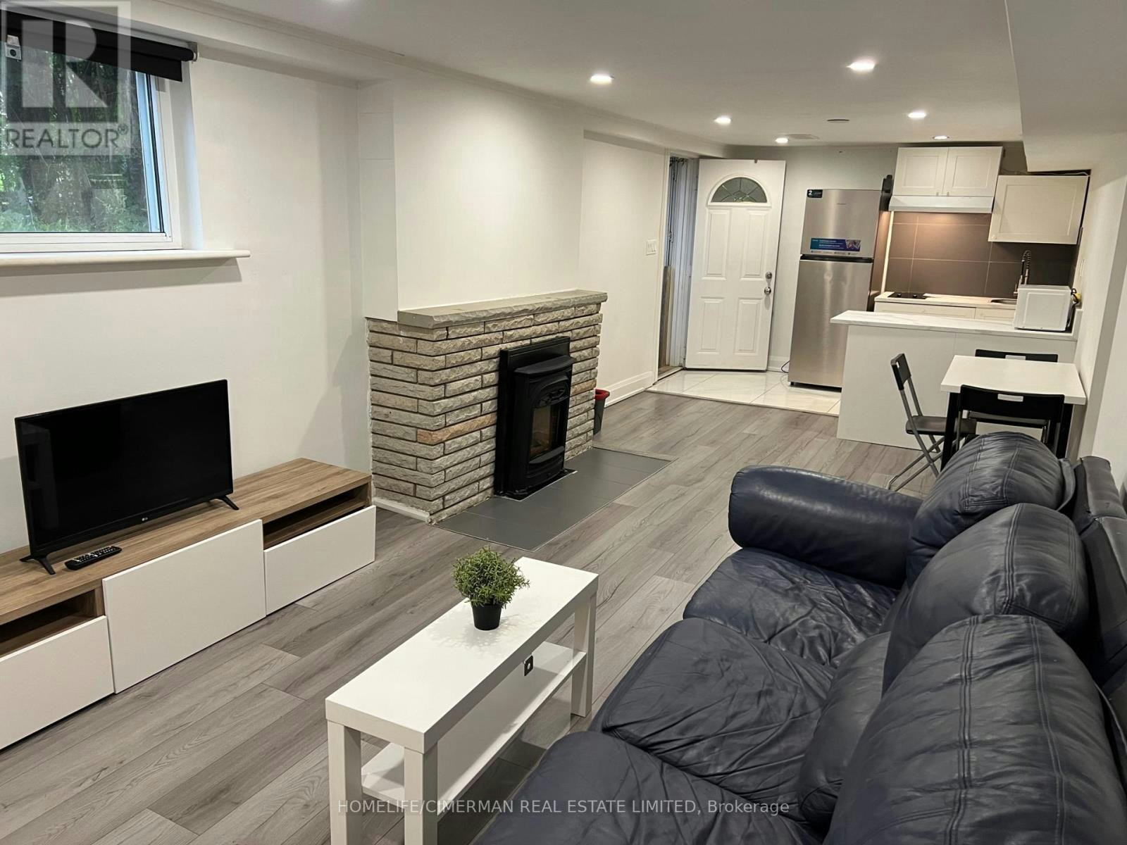 BASEMENT-106 Holcolm Road, Toronto, ON, M2N 2C9 - 2