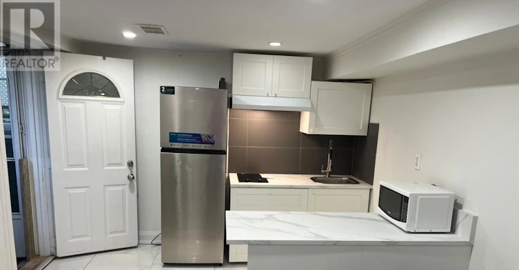 BASEMENT-106 Holcolm Road, Toronto, ON, M2N 2C9