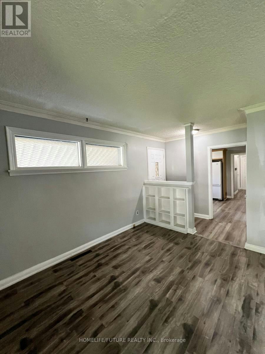 MAIN-21 Mackinac Crescent, Toronto, ON, M1J 1P8 - 2