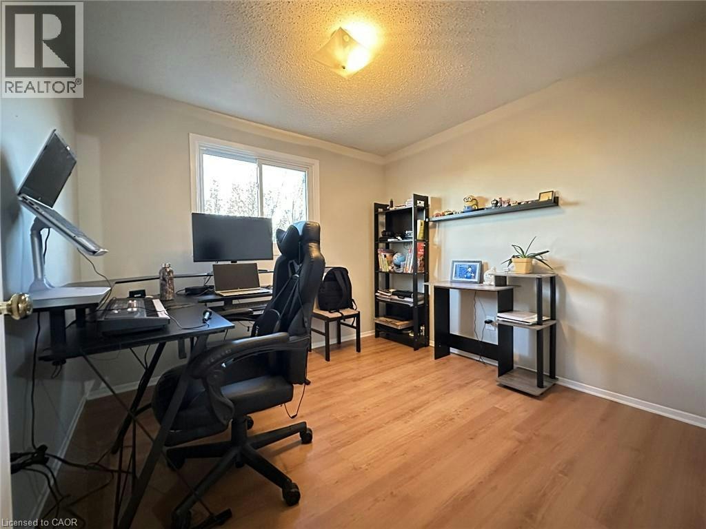 31-265 Williamsburg Road, Kitchener, ON, N2E 3H1 - 17