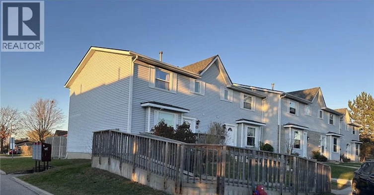 31-265 Williamsburg Road, Kitchener, ON, N2E 3H1