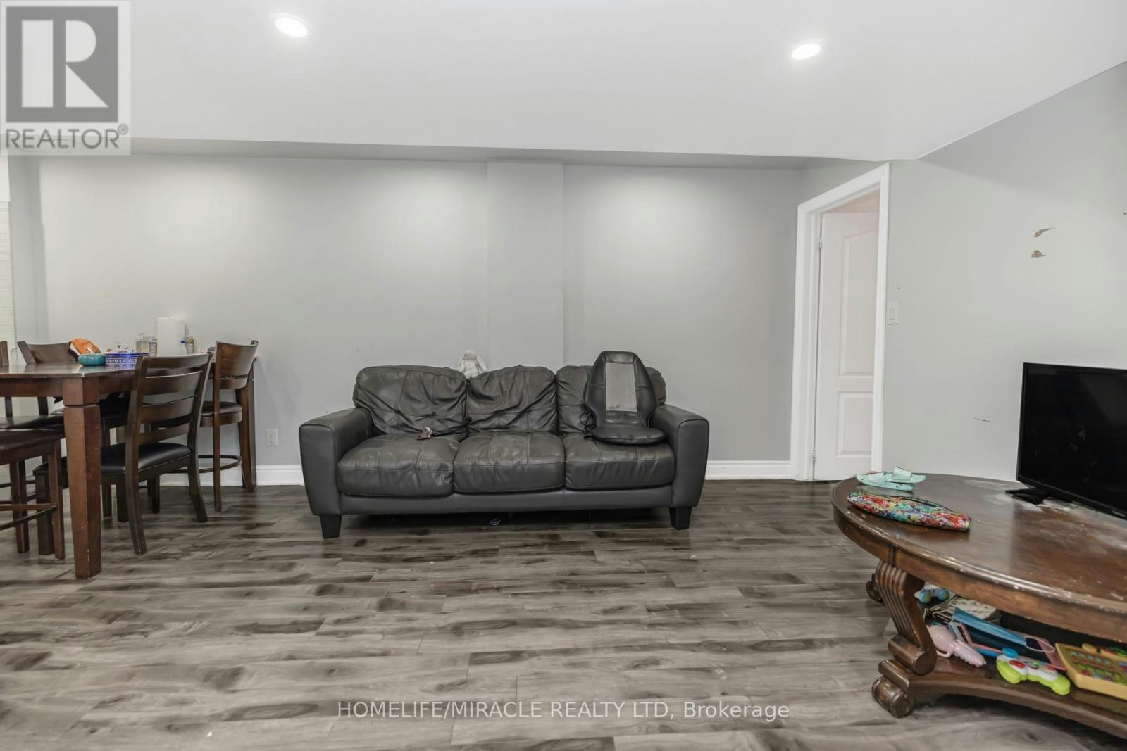 26 Altura Way, Brampton, ON, L6P 4A1 - 18