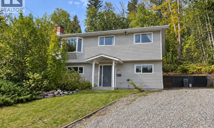 121 Lindsay Street