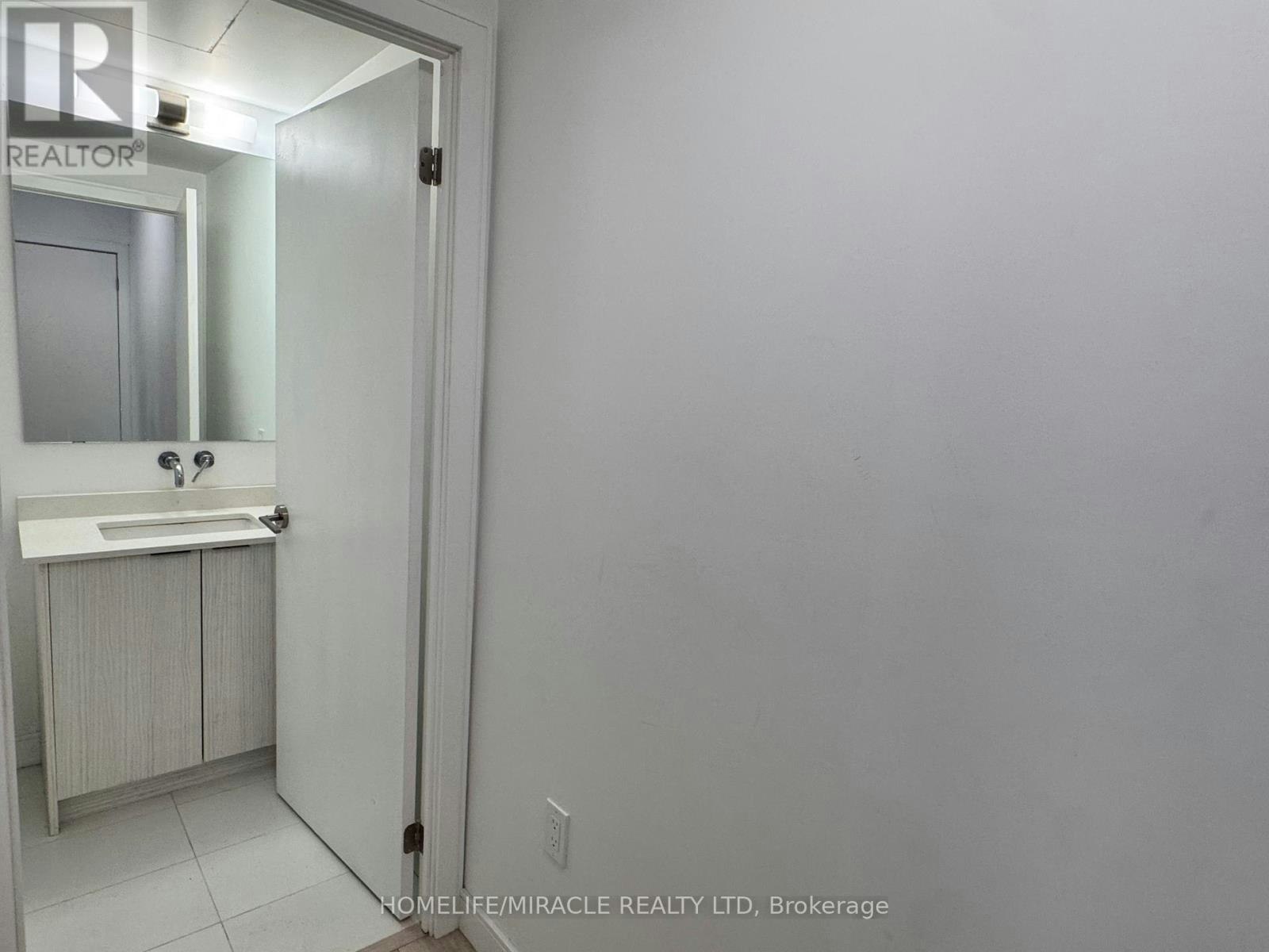 4-176 Clonmore Drive, Toronto, ON, M1N 1Y1 - 9
