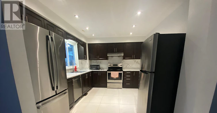 127 Fanshawe Drive, Brampton, ON, L6Z 1A8
