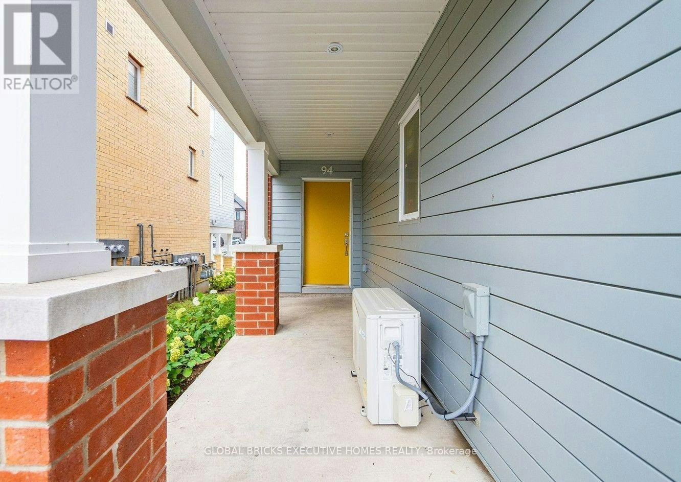 94 Progress Crescent, Kitchener, ON, N2R 0R7 - 3