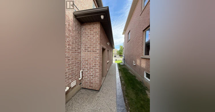 BSMT-668 Via Campanile Avenue, Vaughan, ON, L4H 0Y8 - 4