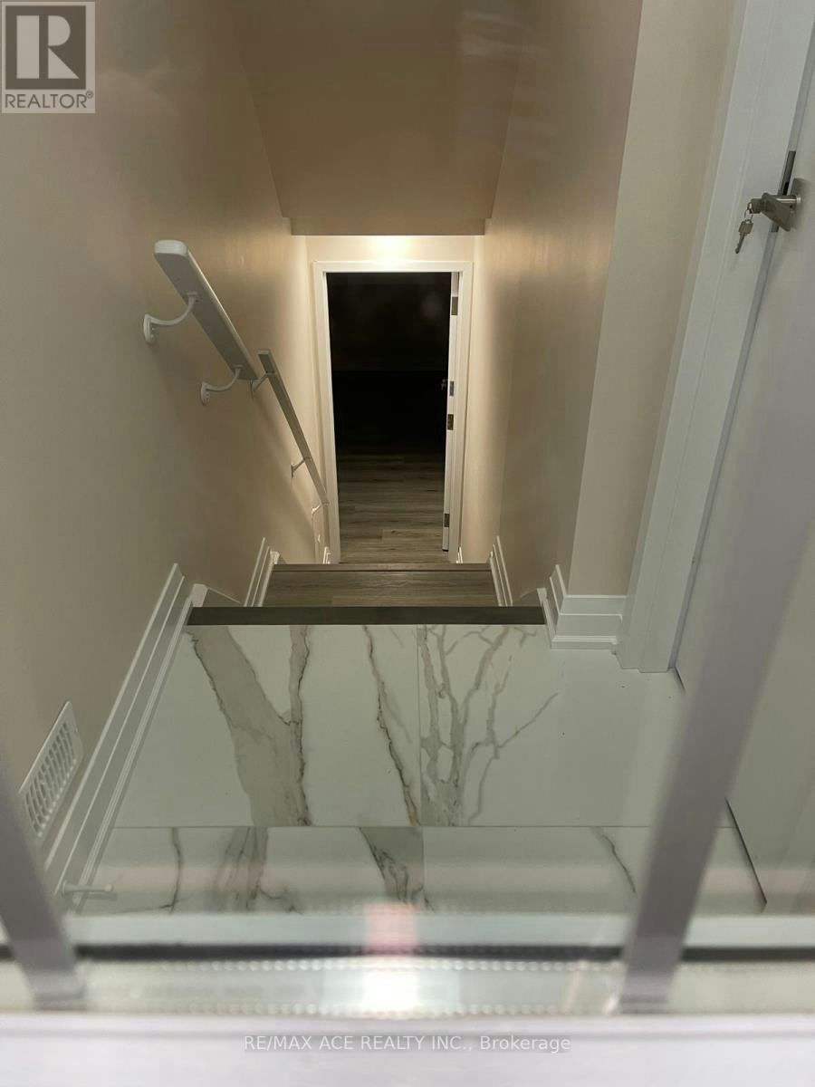 BSMT-668 Via Campanile Avenue, Vaughan, ON, L4H 0Y8 - 6
