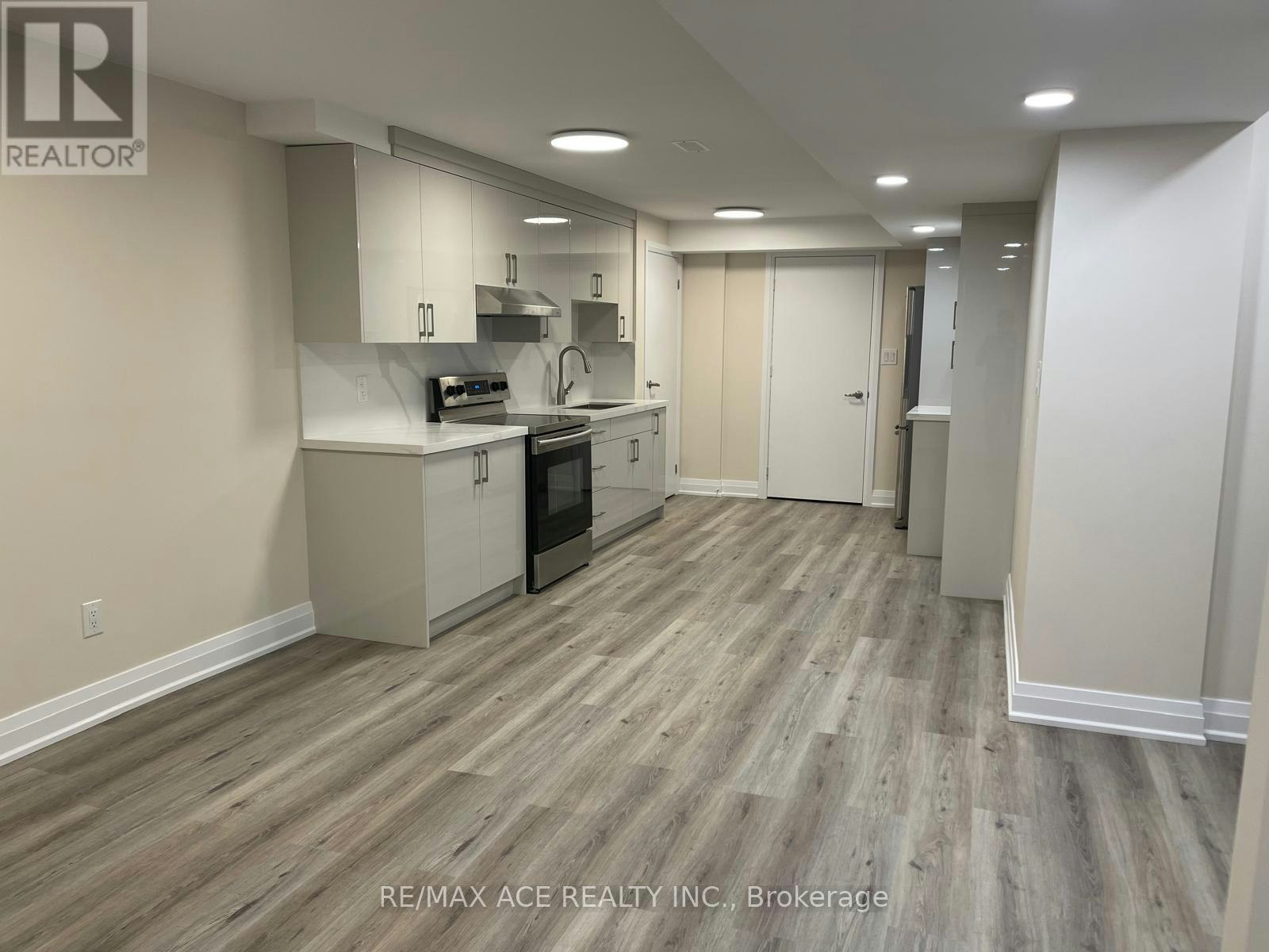 BSMT-668 Via Campanile Avenue, Vaughan, ON, L4H 0Y8 - 9