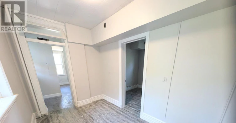 4-474 King Street, London, ON, N6B 1T1 - 2