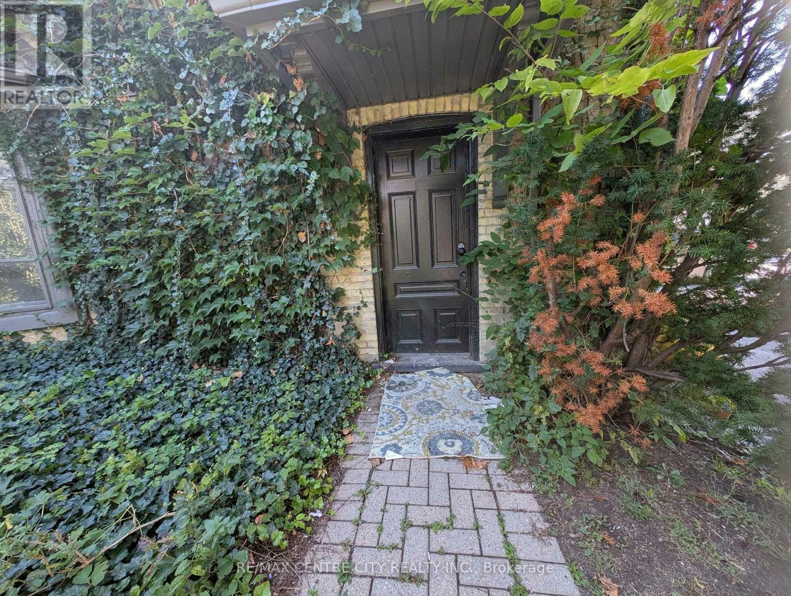 4-474 King Street, London, ON, N6B 1T1