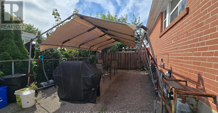 BSMT-369 Browndale Crescent, Richmond Hill, ON, L4C 3H9 - 18