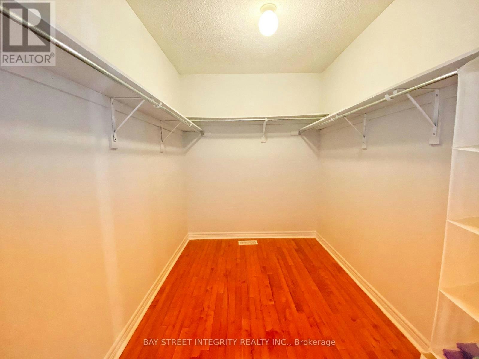 MAIN-114 Red River Crescent, Newmarket, ON, L3X 2R1 - 19