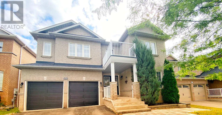 MAIN-114 Red River Crescent, Newmarket, ON, L3X 2R1