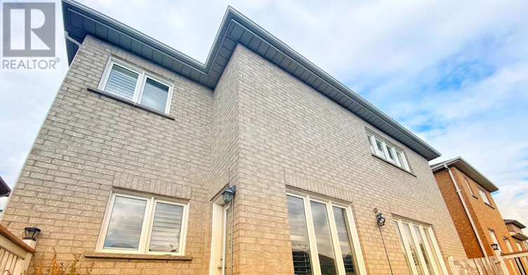 MAIN-114 Red River Crescent, Newmarket, ON, L3X 2R1 - 24