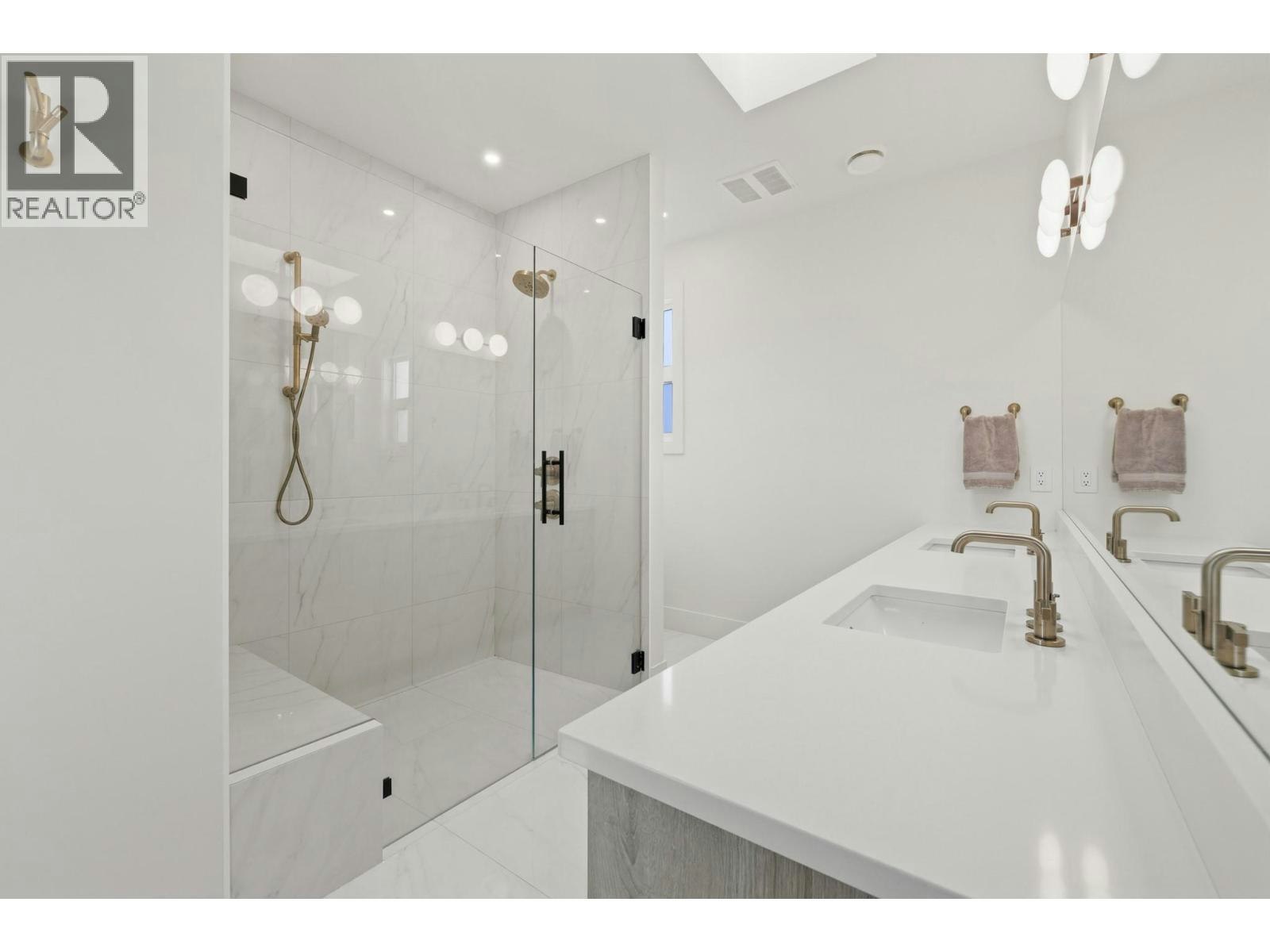 4231 Russo Street, Kelowna, BC, V1W 0C6 - 24