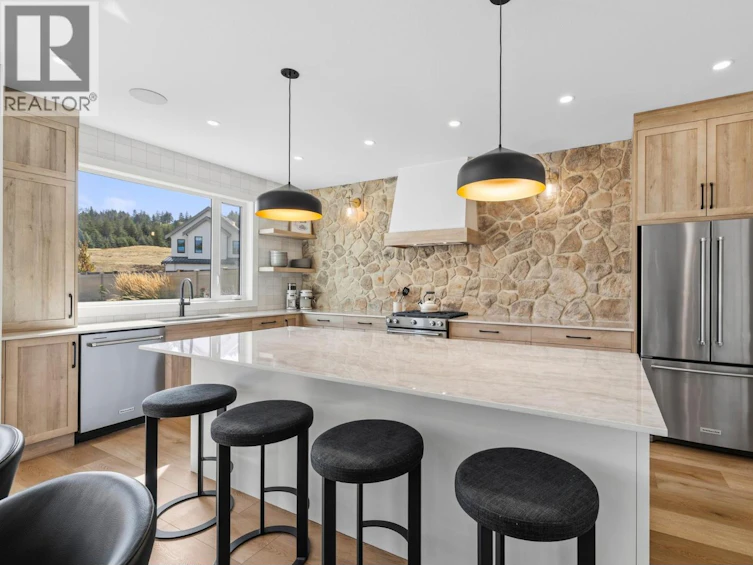 4231 Russo Street, Kelowna, BC, V1W 0C6 - 3