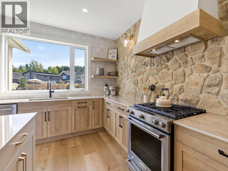 4231 Russo Street, Kelowna, BC, V1W 0C6 - 5
