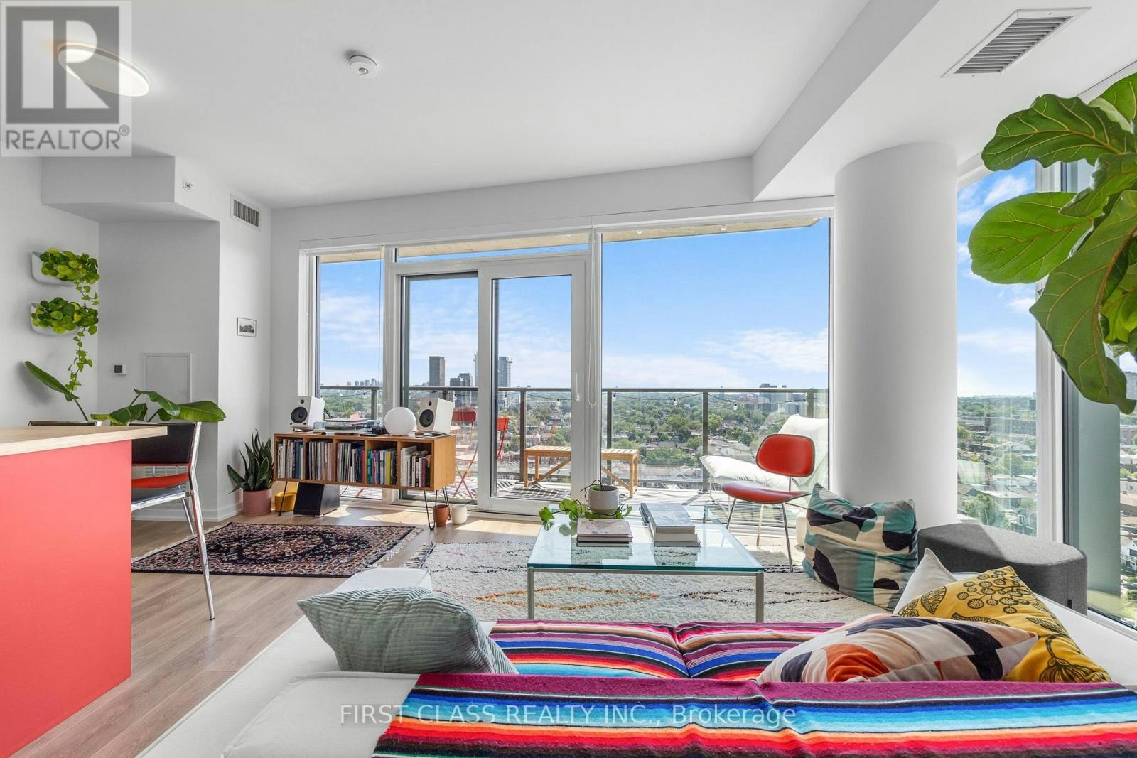 1403-10 Graphophone Grove, Toronto, ON, M6H 0E5 - 2