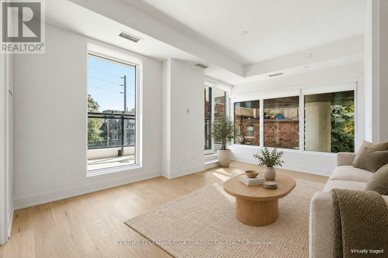 207-322 Dupont Street, Toronto, ON, M5R 0E3 - 6