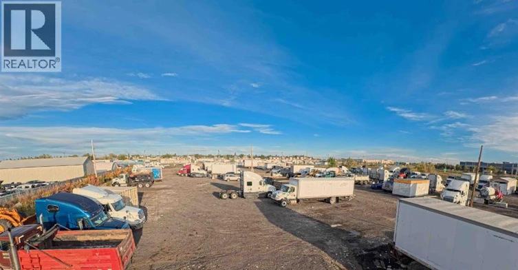 6915 40 Street NE, Calgary, AB, T3J 4H2 - 16