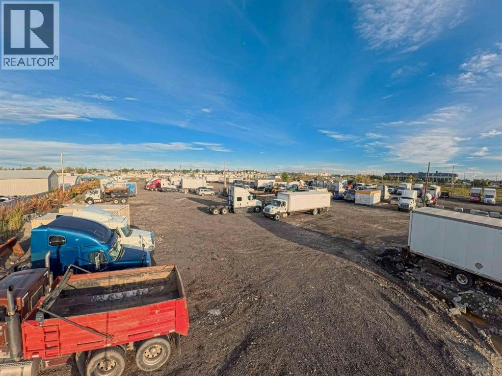 6915 40 Street NE, Calgary, AB, T3J 4H2 - 18