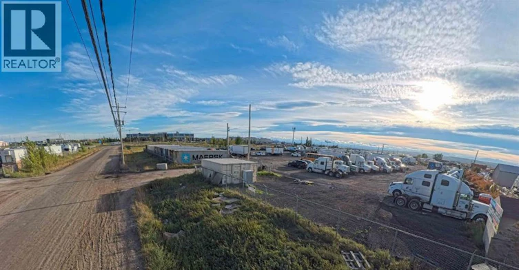 6915 40 Street NE, Calgary, AB, T3J 4H2 - 9