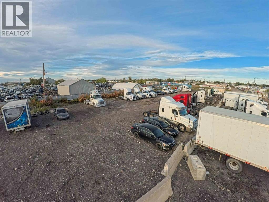 6915 40 Street NE, Calgary, AB, T3J 4H2 - 26