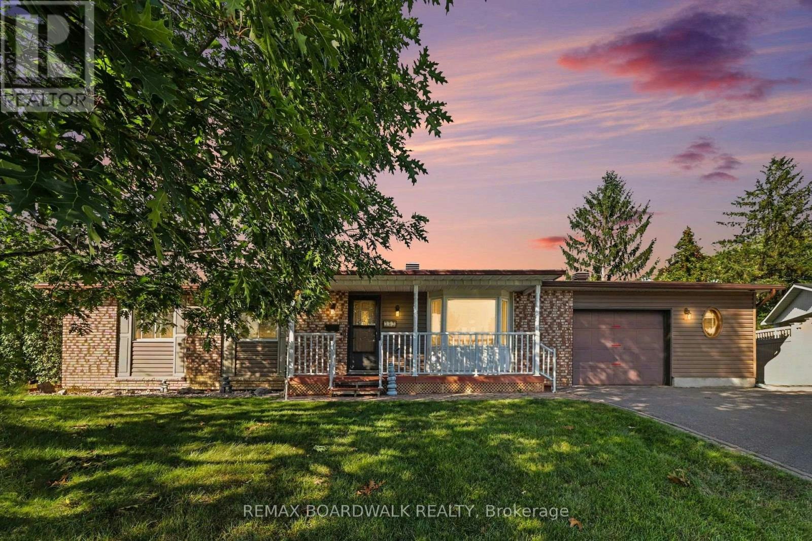 389 Hatfield Crescent, Ottawa, ON, K1E 1M6