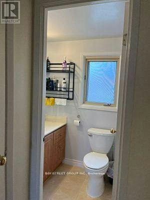 11 Yellow Birch Way, Toronto, ON, M2H 2S9 - 9
