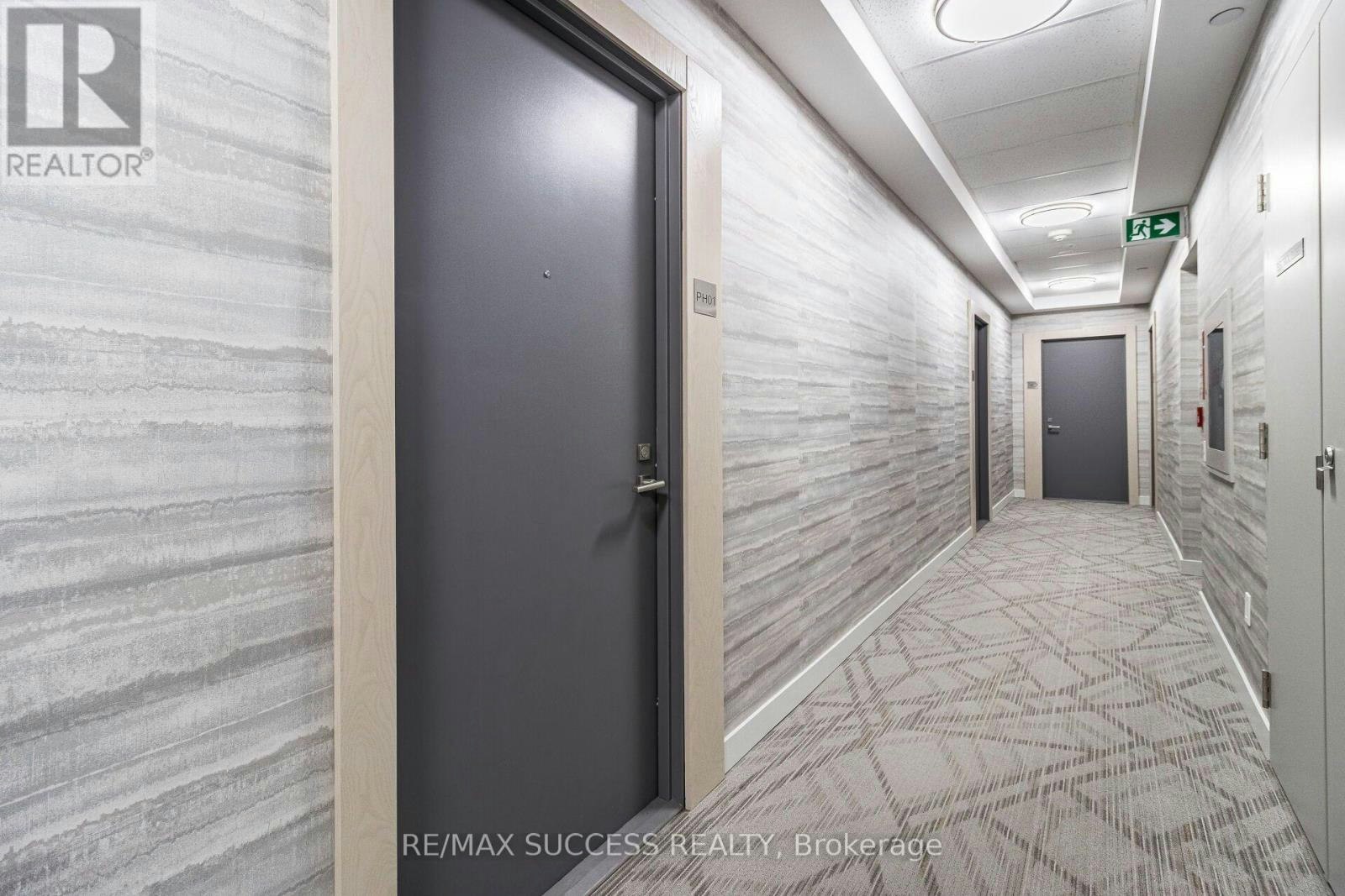 PH01-4655 Glen Erin Drive, Mississauga, ON, L5M 0Z1 - 4