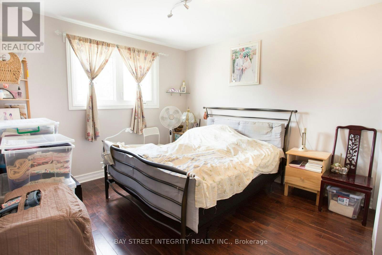 860 Messenger Meadow Drive, Mississauga, ON, L5C 3T2 - 9