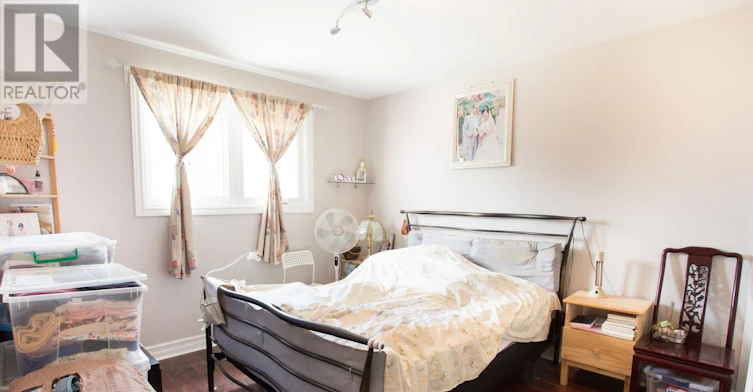 860 Messenger Meadow Drive, Mississauga, ON, L5C 3T2 - 9