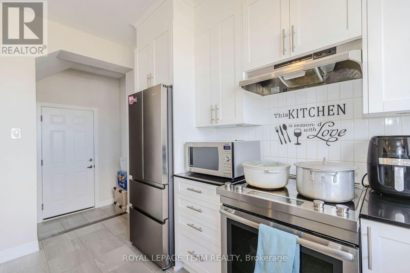 108 Beebalm Crescent, Manotick, ON, K2J 7G5 - 11