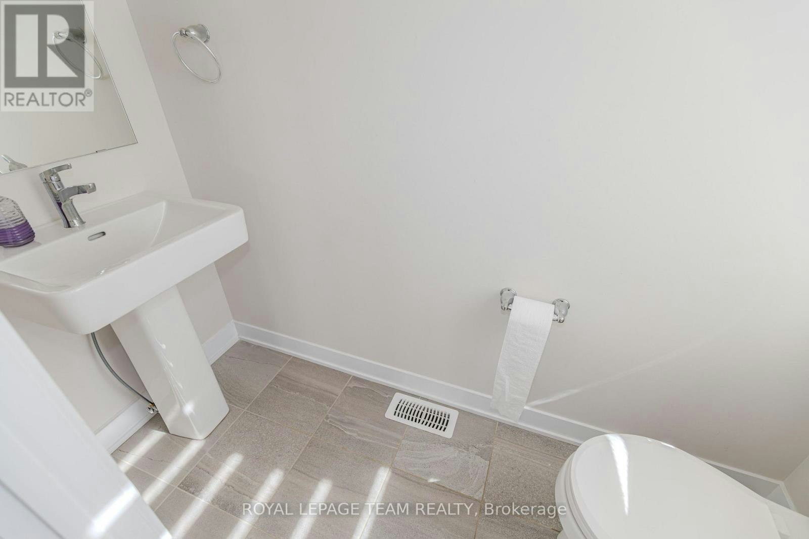 108 Beebalm Crescent, Manotick, ON, K2J 7G5 - 5