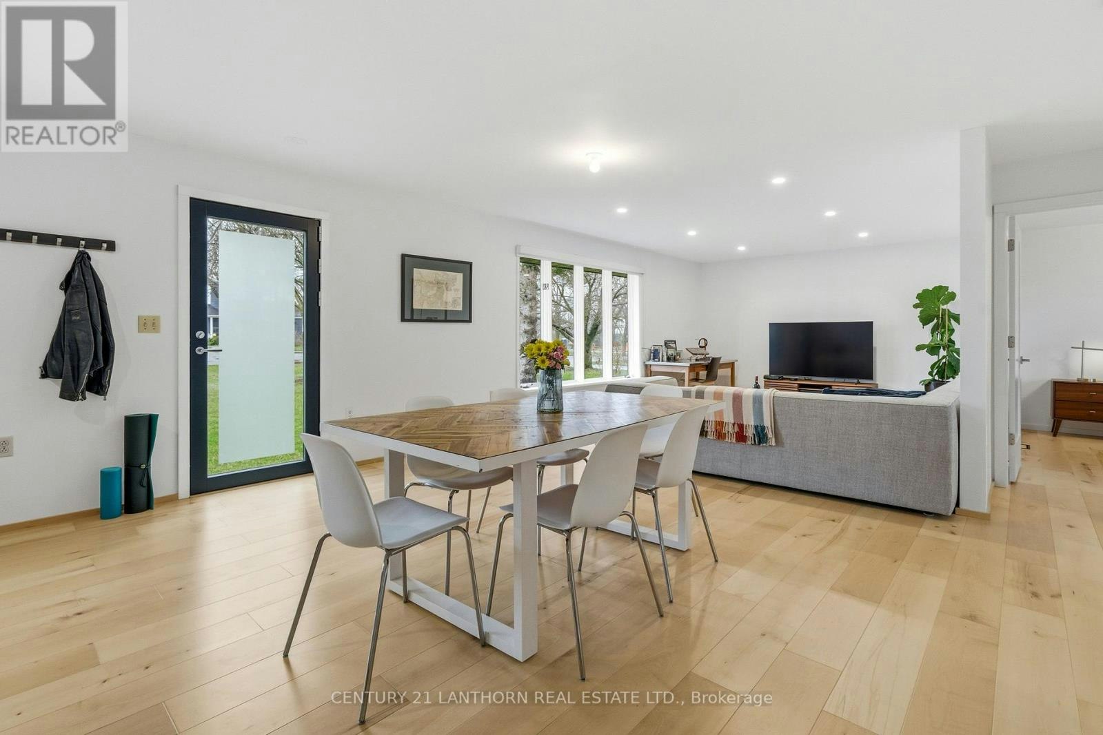 425 Bloomfield Main Street, Prince Edward County, ON, K0K 1G0 - 5