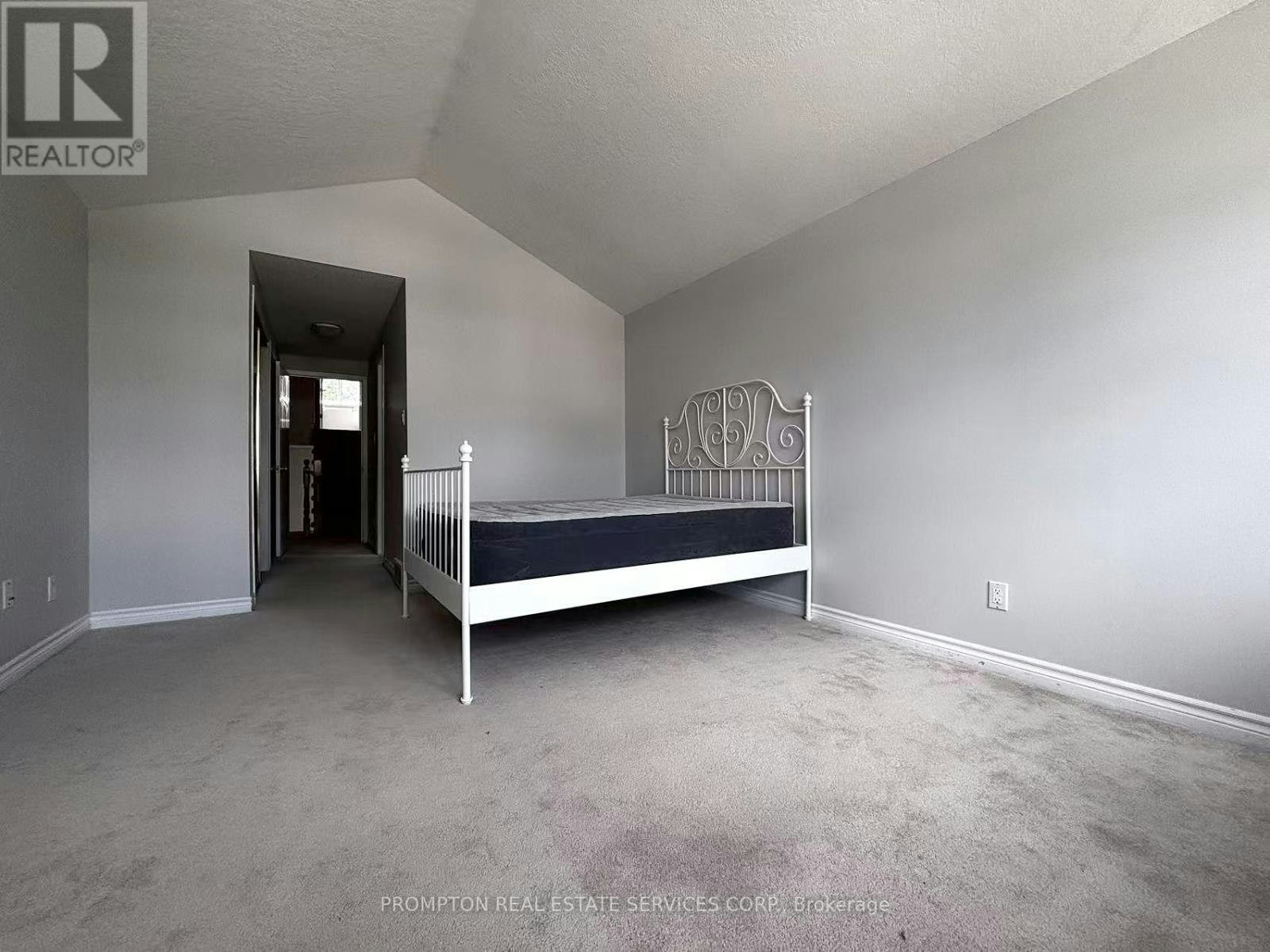 487 Laurel Gate Drive, Waterloo, ON, N2T 2R9 - 8