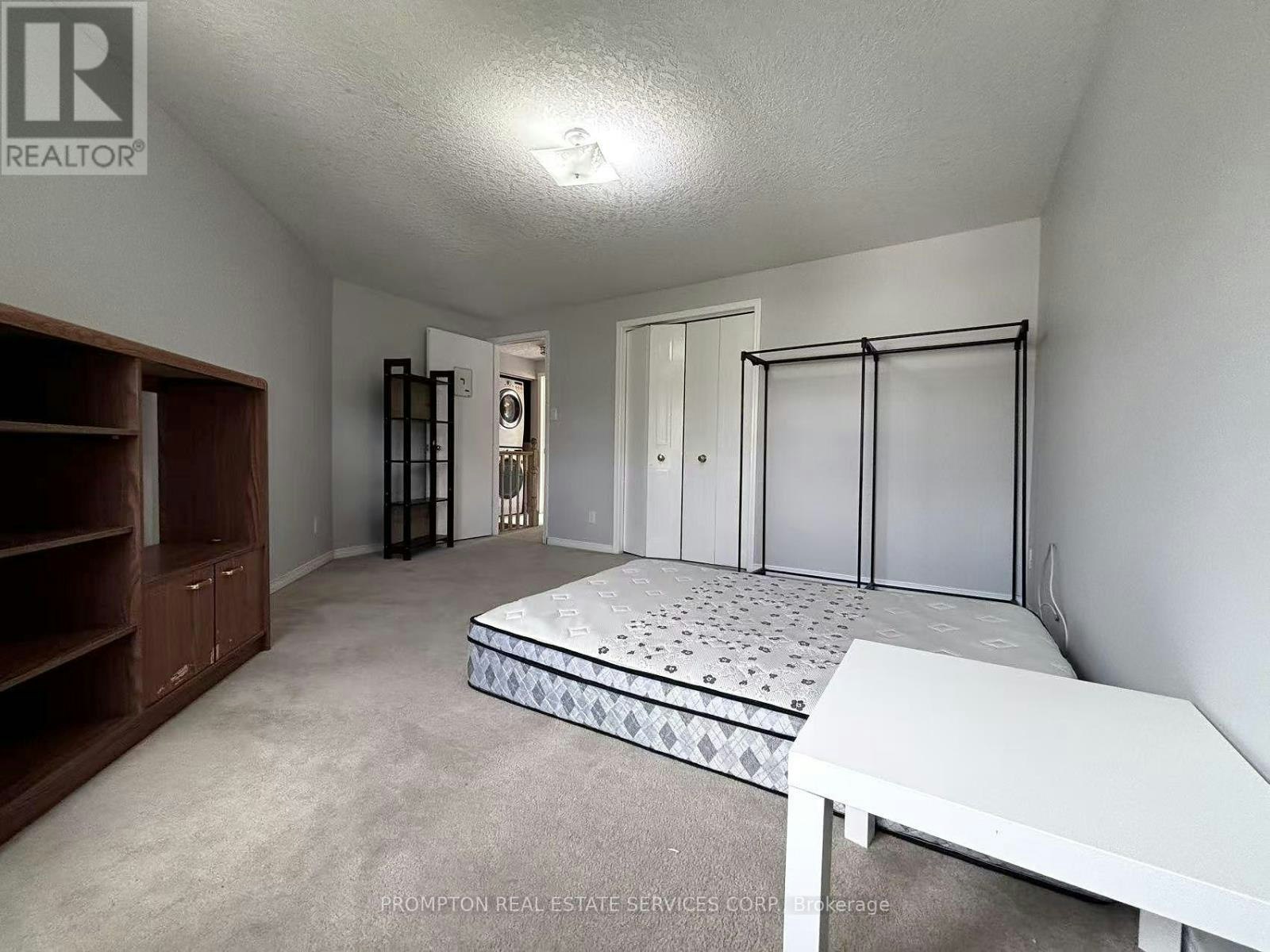 487 Laurel Gate Drive, Waterloo, ON, N2T 2R9 - 9