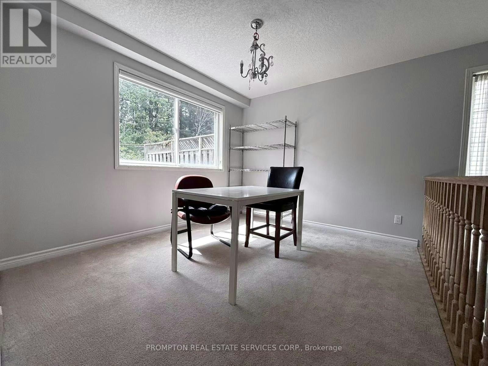 487 Laurel Gate Drive, Waterloo, ON, N2T 2R9 - 3