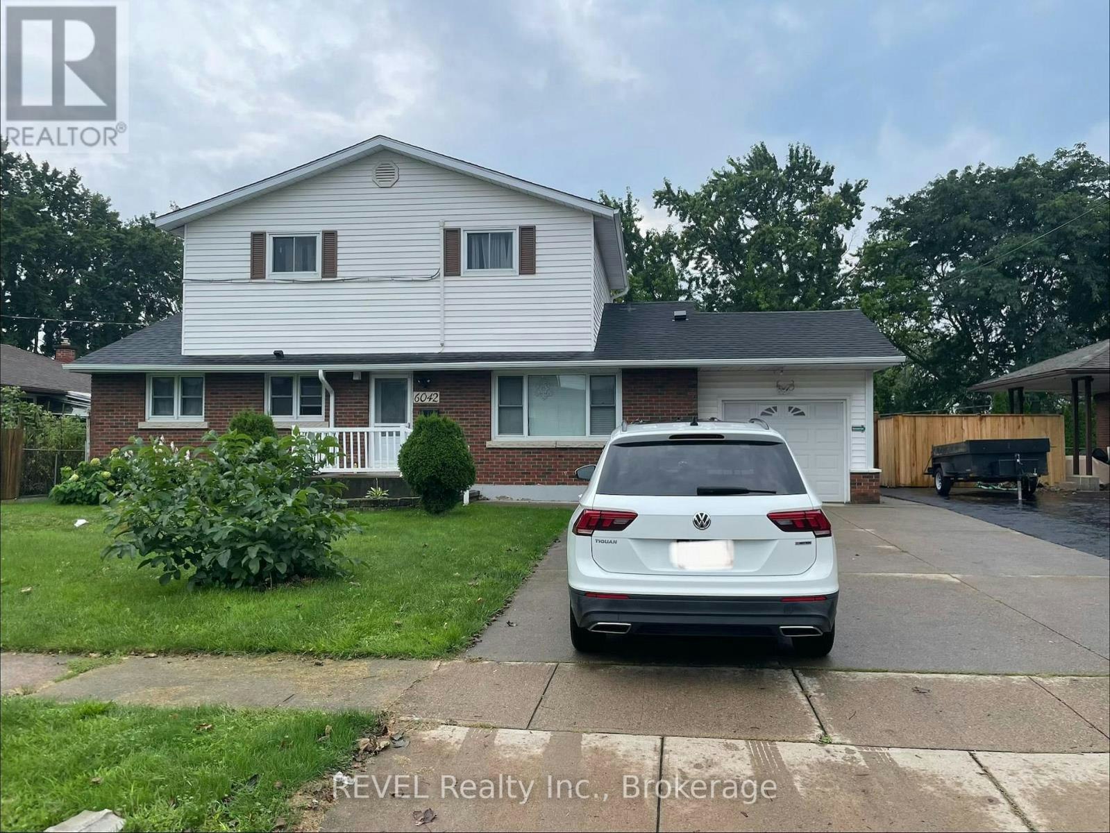 MAIN-6042 Stevens Street, Niagara Falls, ON, L2E 3A3